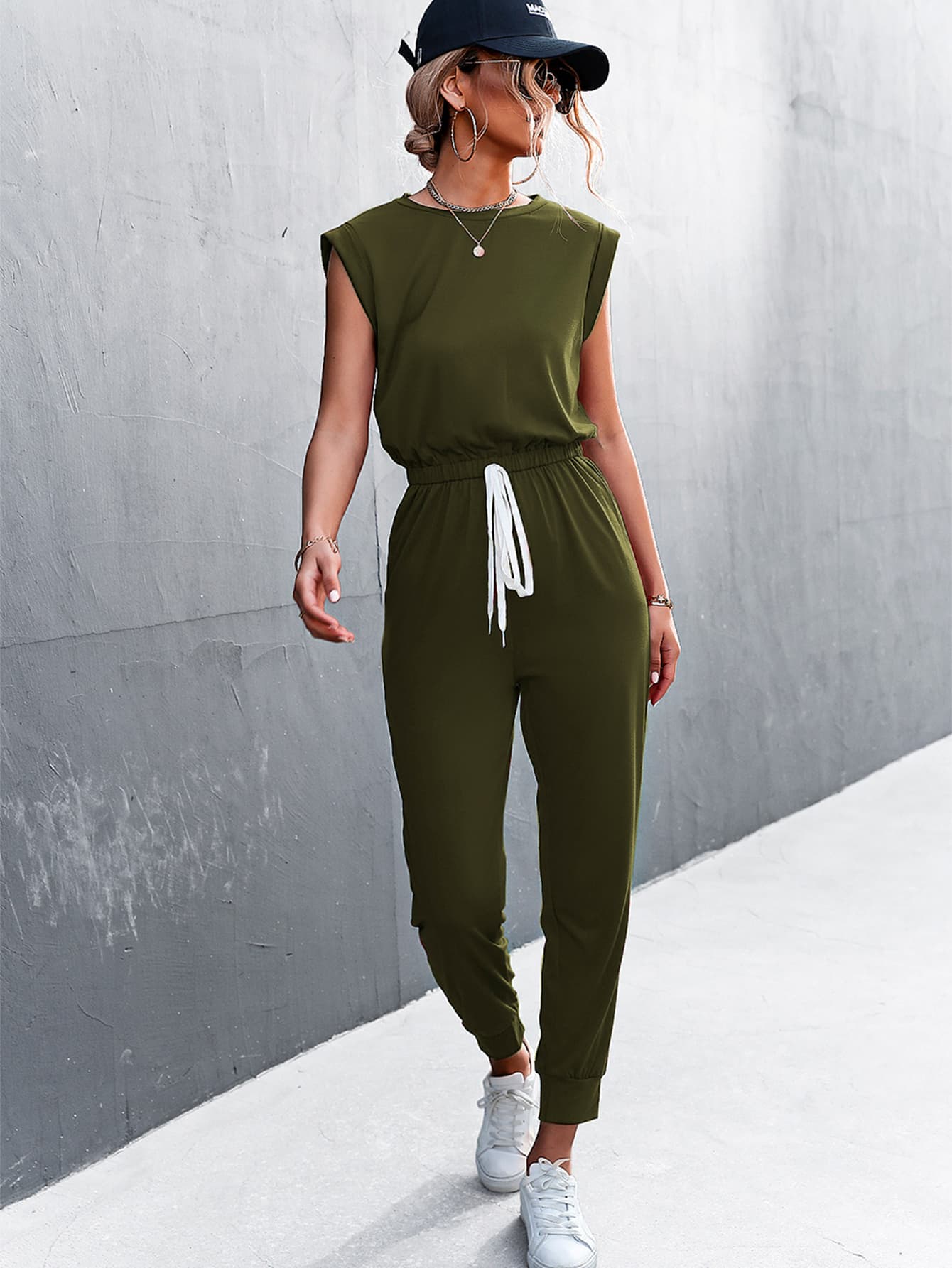 Round Neck Cap Sleeve Jumpsuit